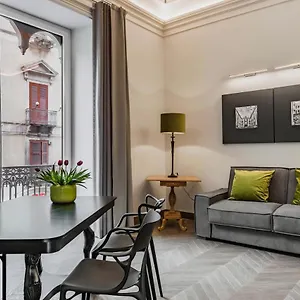 Ferrini - Etnea Portrait Apartment